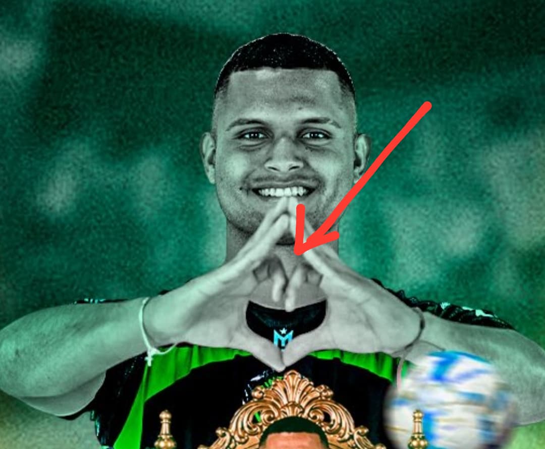 Para los que todavía no lo encuentran, es ahí y se masajea suave.