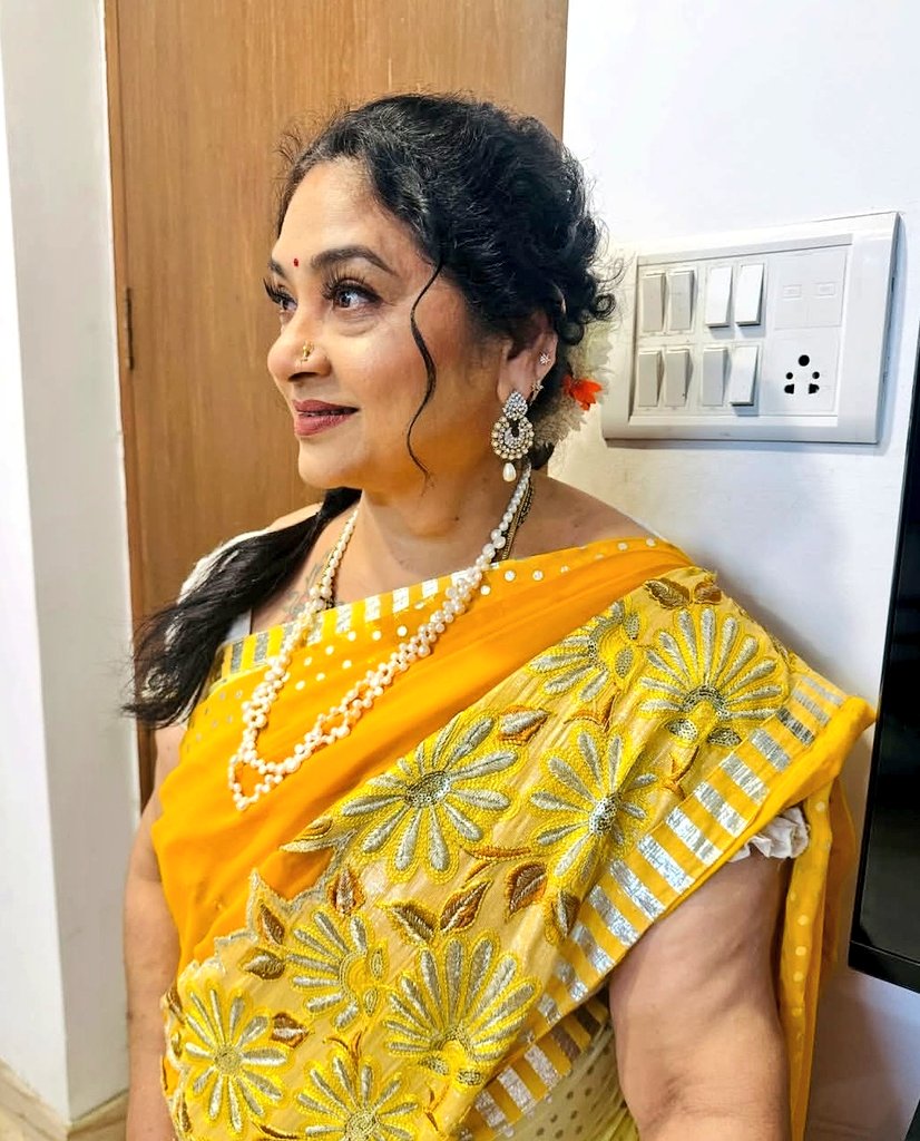 kayaldevaraj's tweet photo. இவர் யார் என்று தெரிகிறதா?
#சின்னத்தம்பி
#சேரன்_பாண்டியன் உள்பட ஏராளமான படங்களில் நடித்த அனுஜா
#Anuja #AnujaReddy https://t.co/69uQr3GIQo