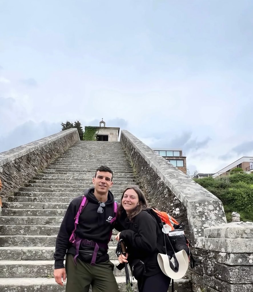 LDorronsoro5's tweet photo. Camino de Santiago ✨🥾
#Losmartian ❤️
Etapa 1 superada 💪🏻👣👏🏻 

Buen camino pareja!!!🫰🏻
A disfrutar más que sufrir 😅 https://t.co/sF0W2FcjLH