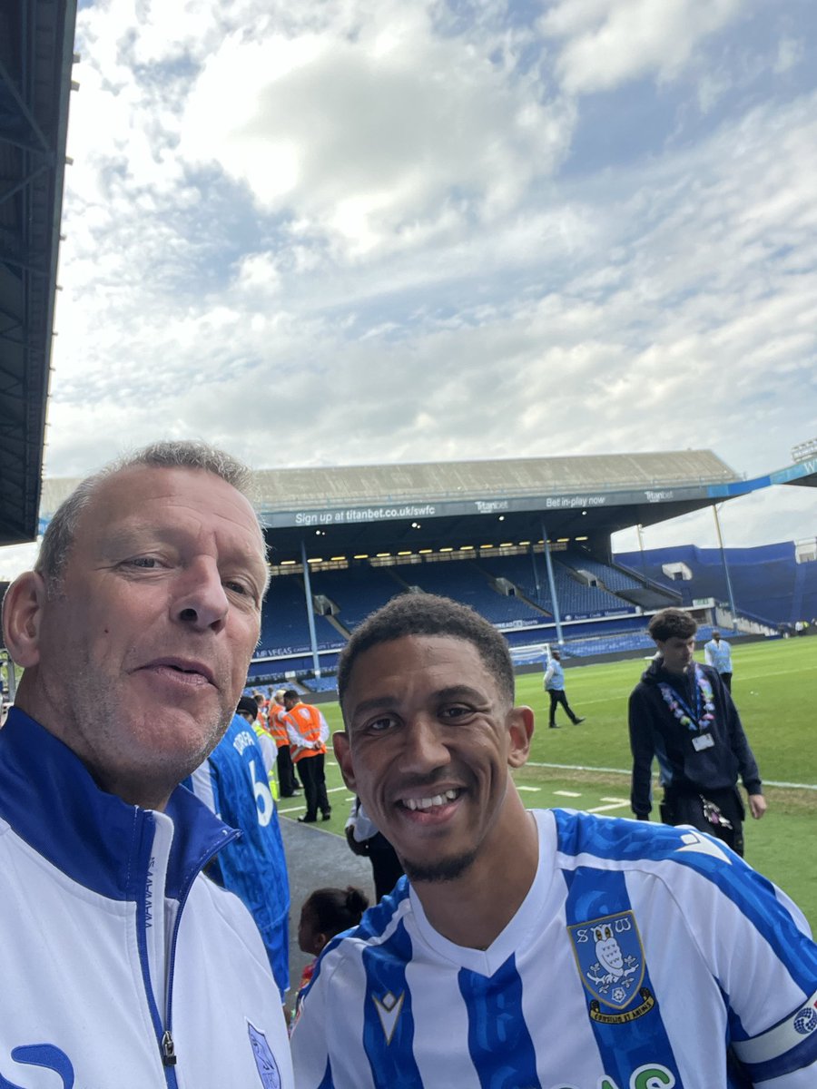 Danowl69's tweet photo. Thank you for the birthday wishes @LiamJPalmer. Can you let Dominic Iorfa know I’m still waiting for the shirt he promised me. 🙁 https://t.co/X1r8m7HMZ4