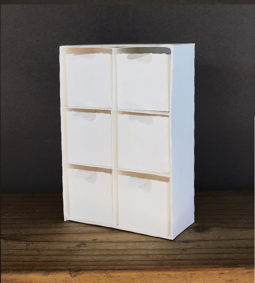 anniaslaura06's tweet image. etsy.com/listing/142067…

#papercrafts #papercubes #svgcutfiles #cricutcrafts #silhouettestudio
