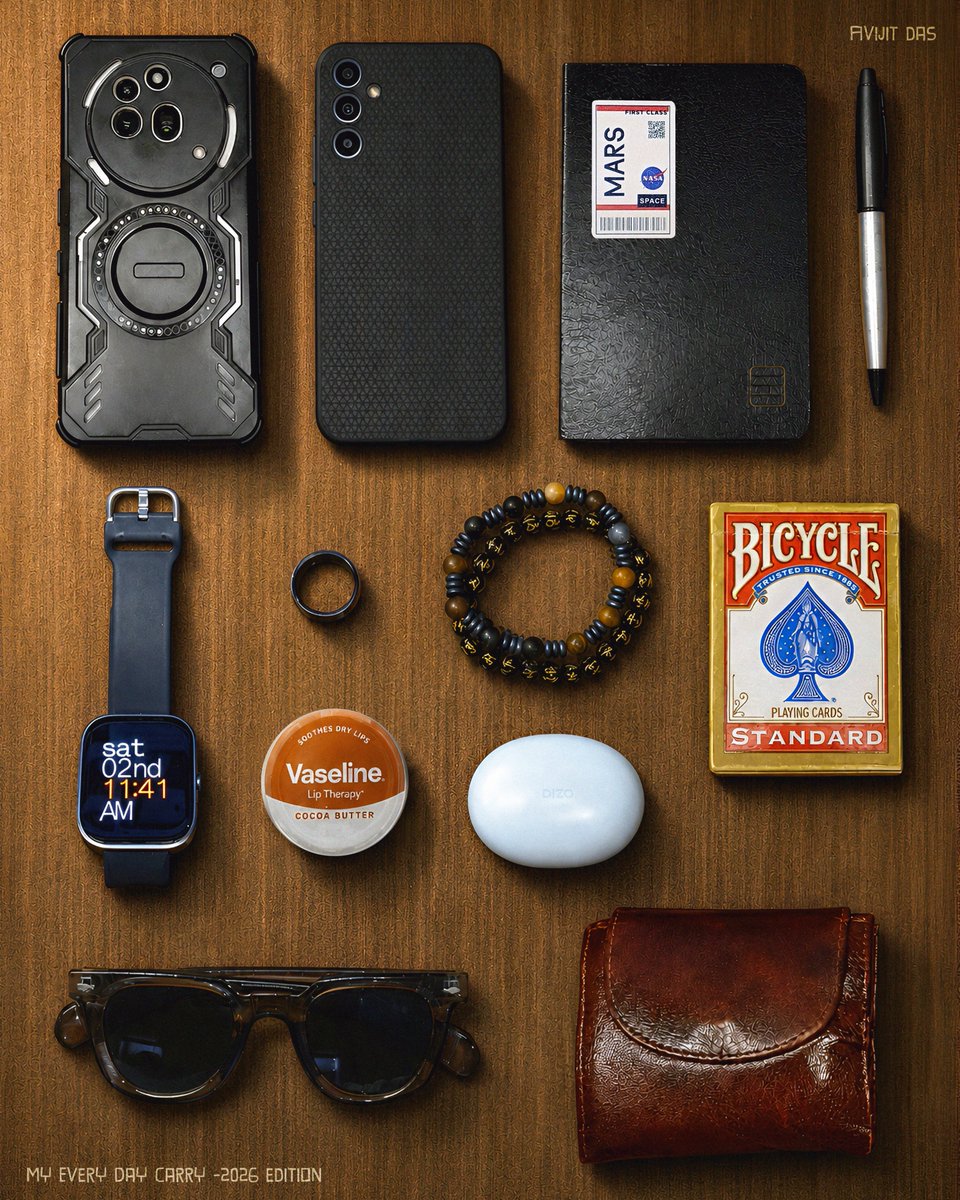 AvijitUniverse's tweet image. My EDC for 2026 edition.
(Avijit)

Check ALT for object details.

#PocketDump #EDC #EverydayCarry #WhatICarry #whatsinmypockets