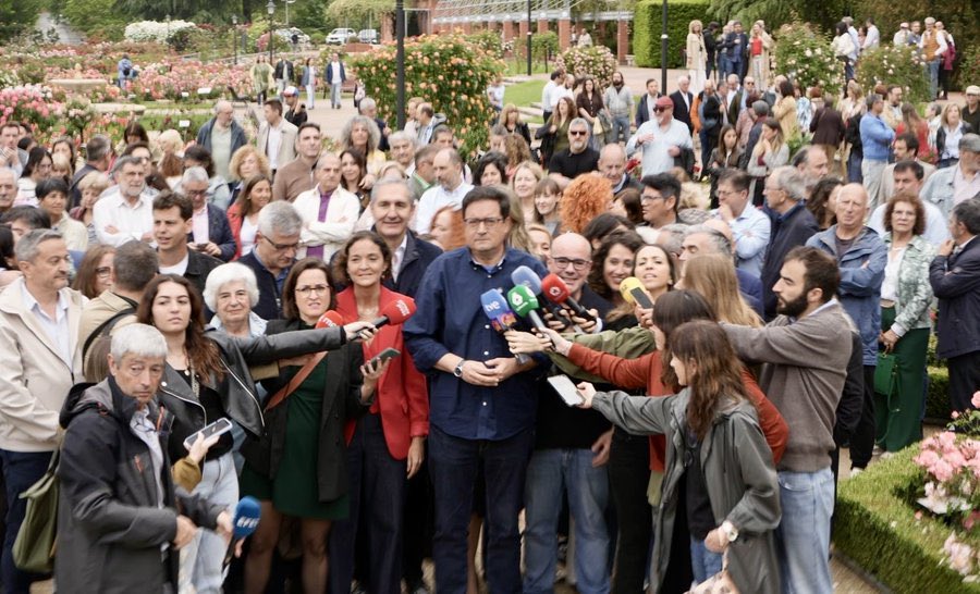 EnriqueRGH's tweet photo. Hoy en la fiesta de @psoe_m del #2Mayo ambientazo lleno de fuerza, determinación y orgullo.

Vamos a por el cambio en Madrid ciudad y comunidad!! https://t.co/OoCFTa5KlJ