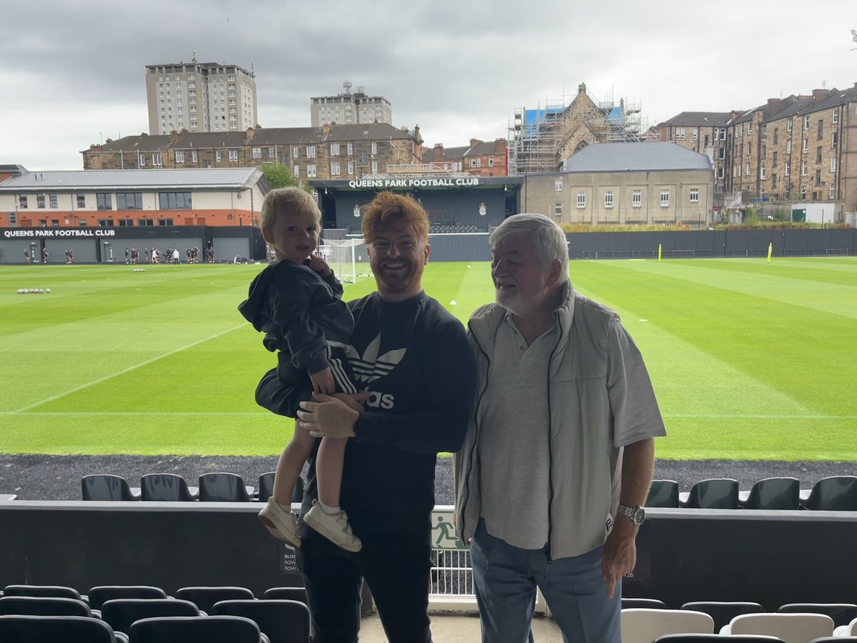 arober79's tweet photo. 25/26 Done ✅ 

We were all expecting the worst at the start of the season

But the commitment &amp; fight that this squad had was something else

From the first whistle, to the last, they gave everything ⚫️⚪️ https://t.co/dLZKtngU1z