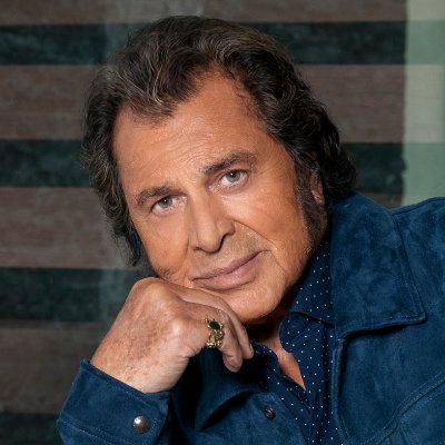 MusicBeat5's tweet image. Born May 2, 1936 #singersongwriter Arnold George Dorsey AKA Engelbert Humperdinck. #Birthday