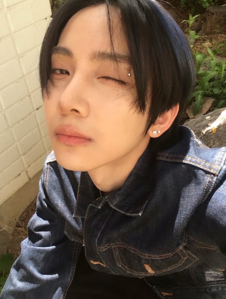 badlife_no's tweet image. 친구가 되어 주세요...（ ;  ; ）♡
#parkjunil #박준일 #ECHO #fff