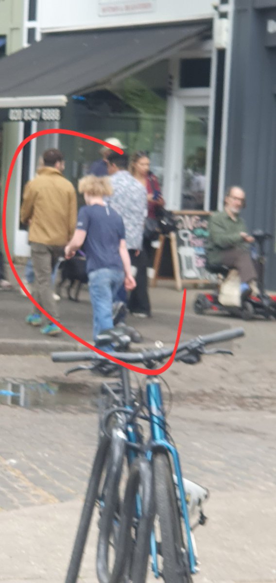 RichardBrecker's tweet photo. This thieving teenager fought with Tesco security guard in Swains Lane N6 today. Guard hit his head hard as he fell to the ground. Could have killed him. Police will no doubt issue Crime Ref and try to visit store next week. What has happened to the UK ? https://t.co/UbIvjilFC7
