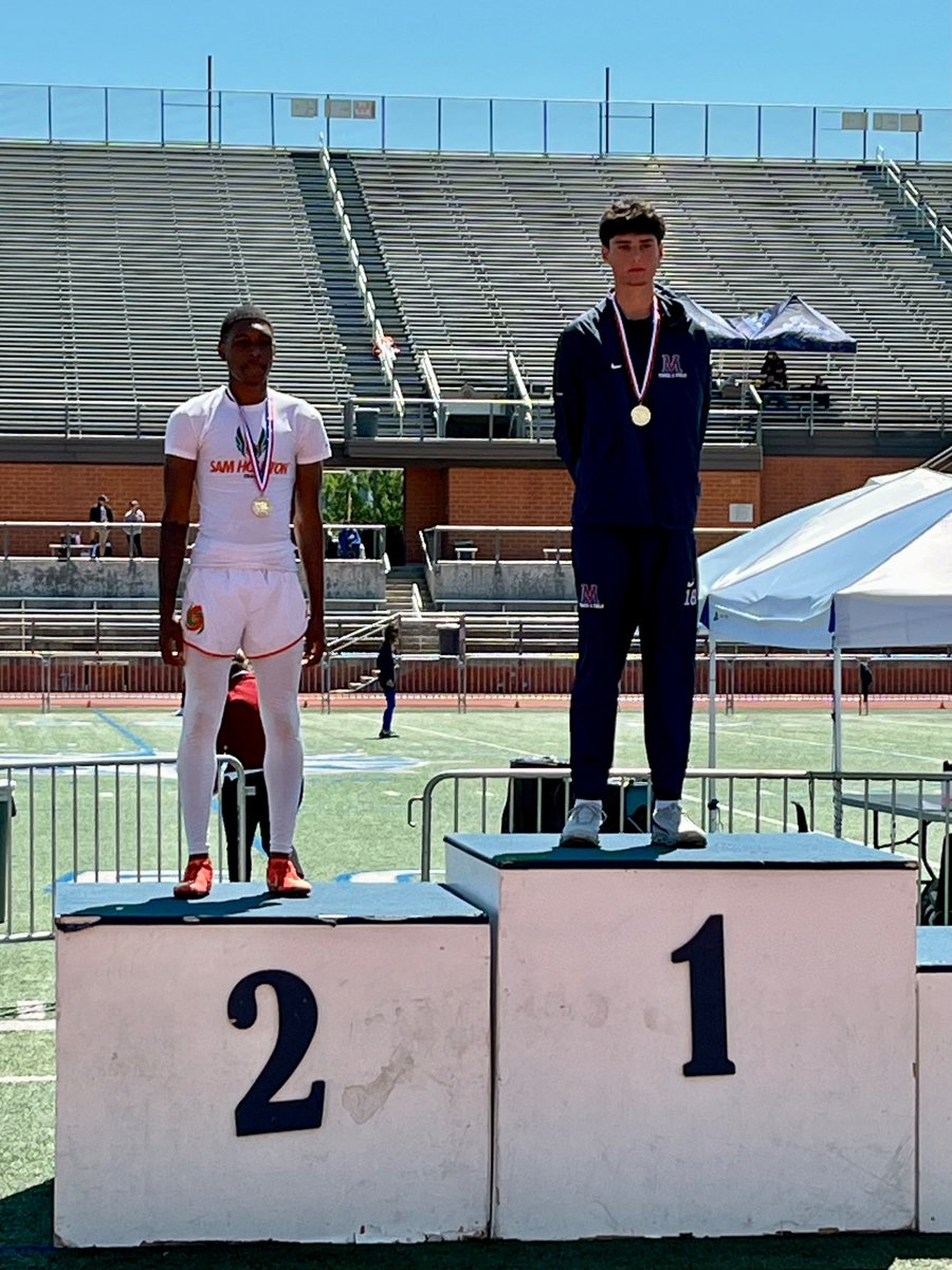 CoachColquitt's tweet image. Congrats to Hurricane Tacori Dotson for placing 2nd in the high jump at the Regional meet. Headed to the State meet! #Canes #Gata #LockedIn