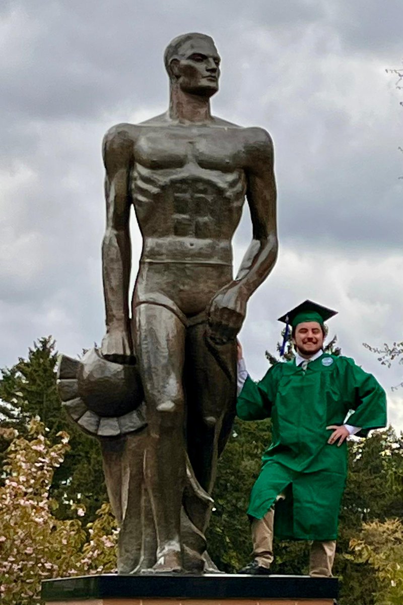 Orcamelone's tweet photo. Its been a long 5 years, but I FINALLY FUCKING DID IT LETS GOOOO shoutout to my family, @SkyOnVal, @ECAofMSU and others it would take too long to name but, I wouldnt trade these 5 years for anything. GO GREEN and Orca has officially graduated 🫡 https://t.co/WGt53Qg4jD