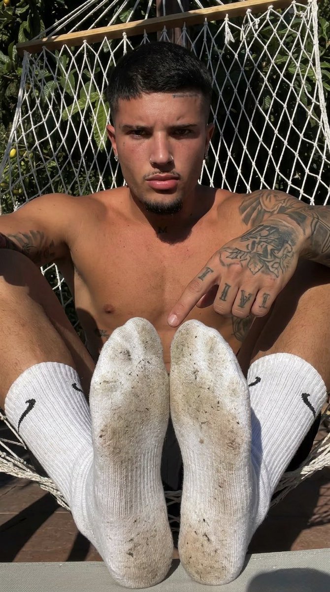 LadsInWhiteSox's tweet image. I'm gonna fry your brain you submissive little bi*ch!
#Chav #Scally #Alpha #Tradie #Findom #Sneakers #Trainers #Boots #Nike #Adidas #Vans #Whitesocks #Socks #GaySocks #Gay #GayMan #Man #Men #GayFetish
#SneakerPorn #InstaGay #Dominate #PayPig #Jock #BadBoy #SmellySocks
#Dom #Sub