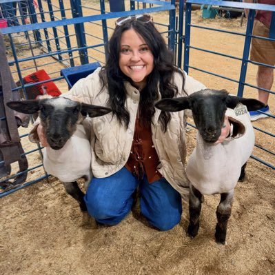 cblankdashian's tweet photo. 🐑 https://t.co/dhF5AfvfDB