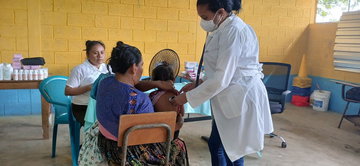 #BMCGuatemala.Petén Norte. 
Mientras el imperio exporta bloqueos y asfixia, Cuba exporta salud y esperanza. Esa es nuestra mayor victoria: demostrar que un mundo mejor es posible cuando el humanismo está por encima del capital.
#CubaCoopera
#CubaPorLaVida.