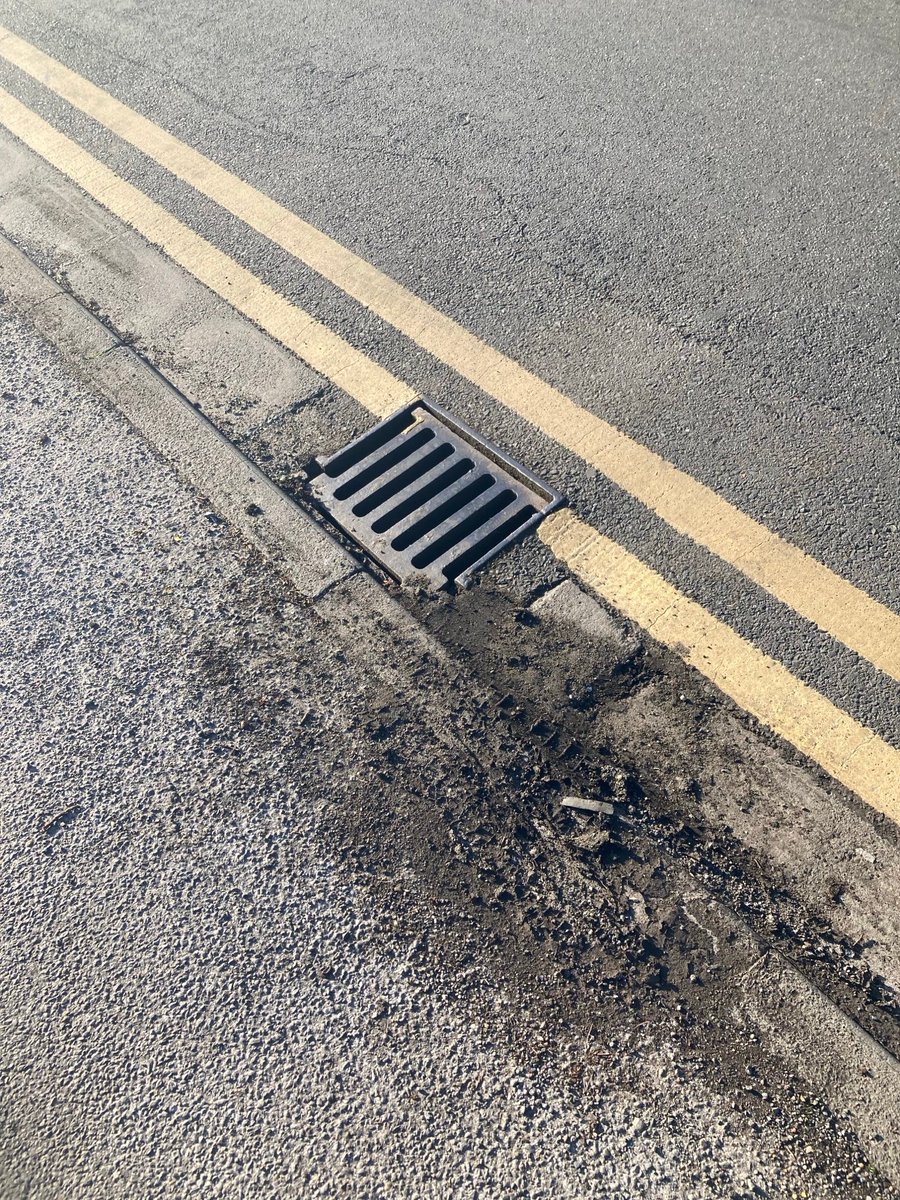 SGrahamg5's tweet image. West #rdguk - drains cleared, local elections nxt week, as if there could be any coincidence #photoid

Promoted by Stephen Graham on behalf of the Liberal Party, 12 Dayworth Mews, Lundy Lane, Reading, RG30 2RR.