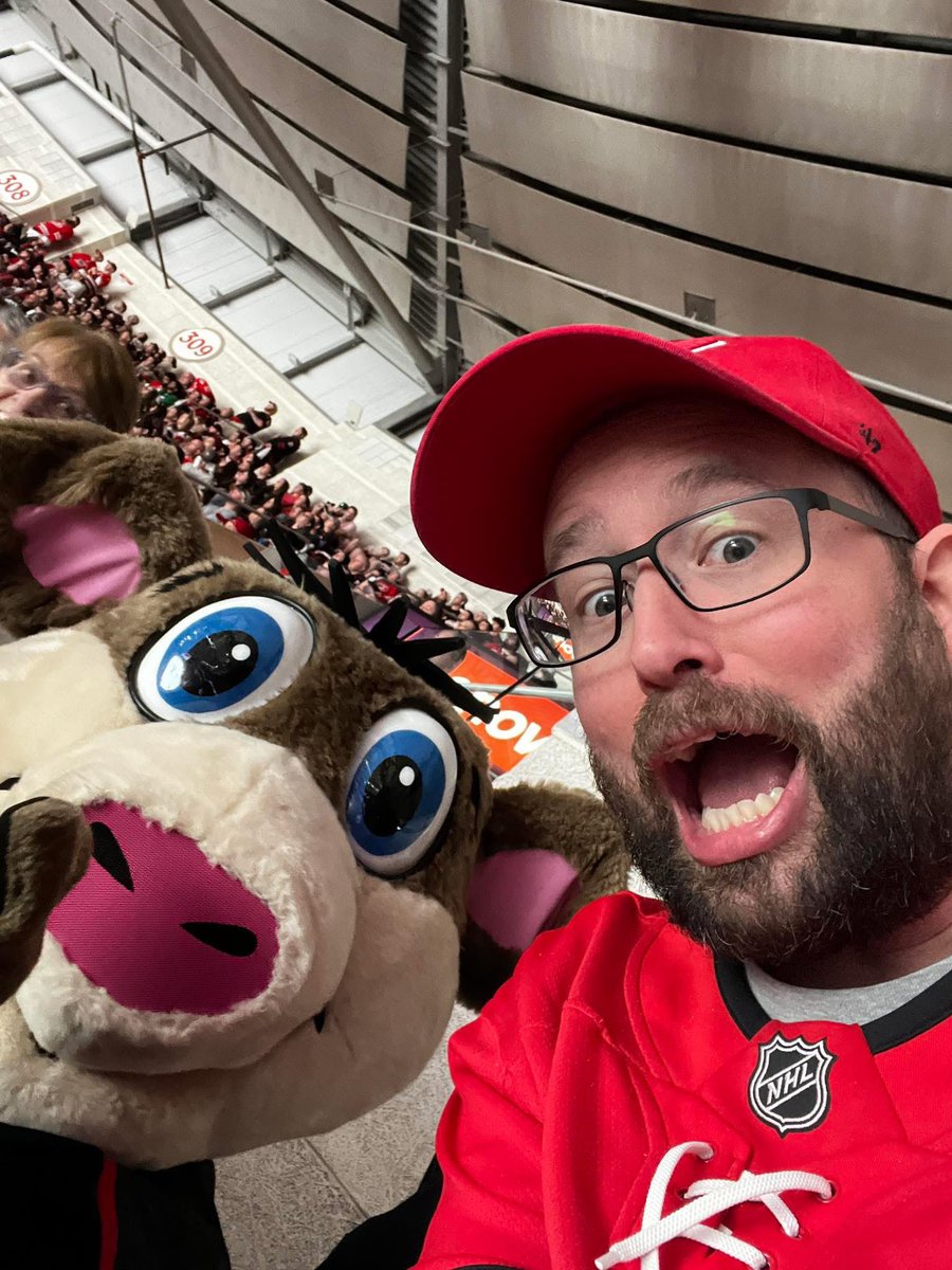 tinitinytony's tweet photo. @GrittyNHL will you be at the game tonight in North Carolina?  If so, I need you to go rough up my friend on the right and feel free to rough up the guy on the left too.  😁 https://t.co/nzpnqt5oeZ