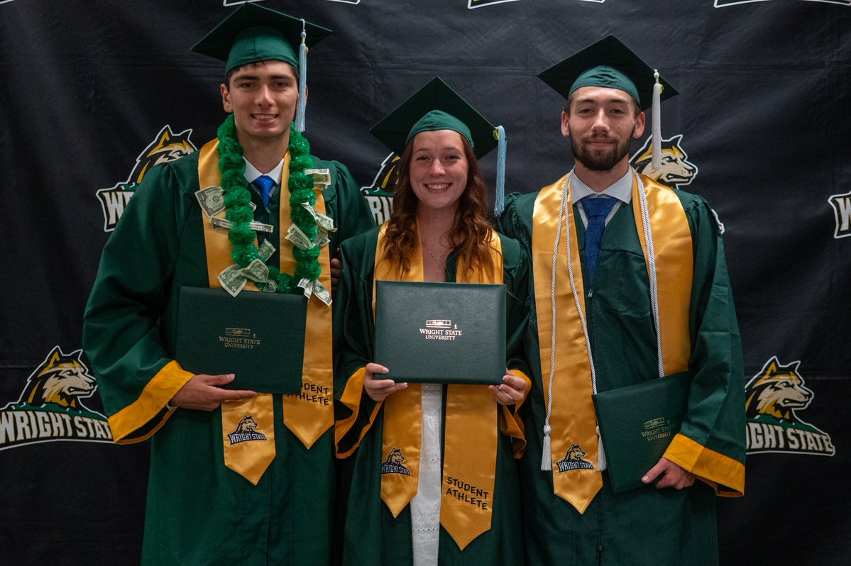 WSU_TF_XC's tweet image. Congrats to our 12 track &amp;amp; field and cross country graduates - including Michael, Abby &amp;amp; Patrick!

#RaiderFamily | #WrightStateGrad
