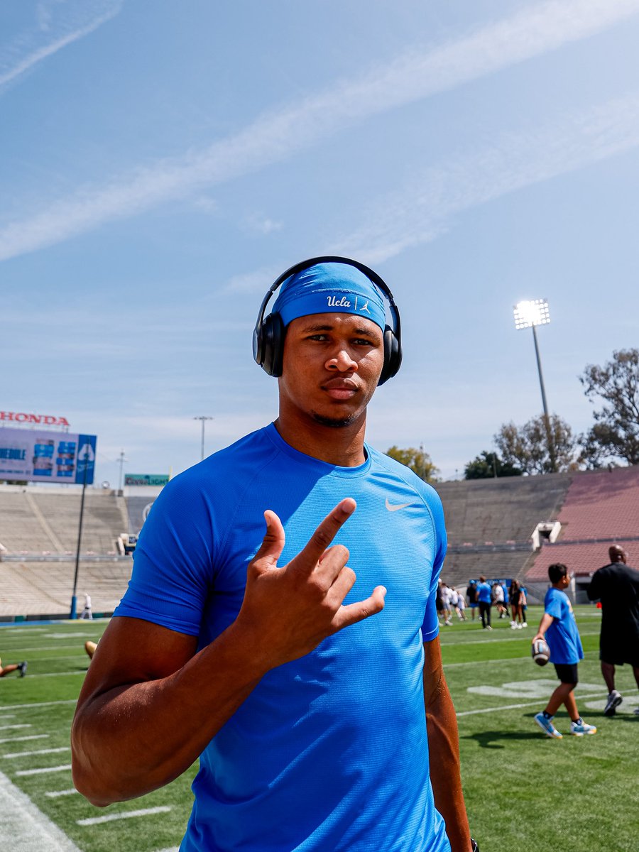 UCLA Football tweet media