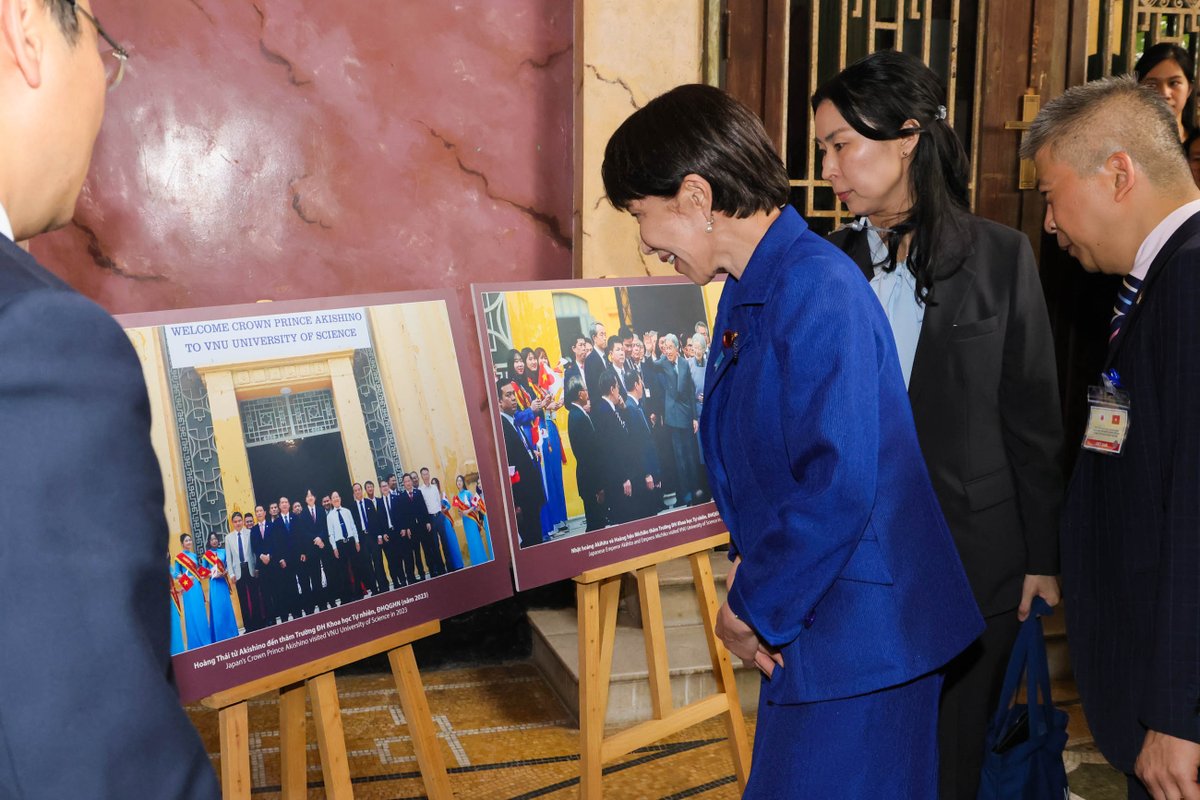 MofaJapan_en's tweet image. PM TAKAICHI delivered a foreign policy speech at Vietnam National University, Hanoi, including the evolution of the Free and Open Indo-Pacific (FOIP), during her visit to Viet Nam. H.E. Mr. Le Hoai Trung, Minister of Foreign Affairs of the Socialist Republic of Viet Nam, and Mr.
