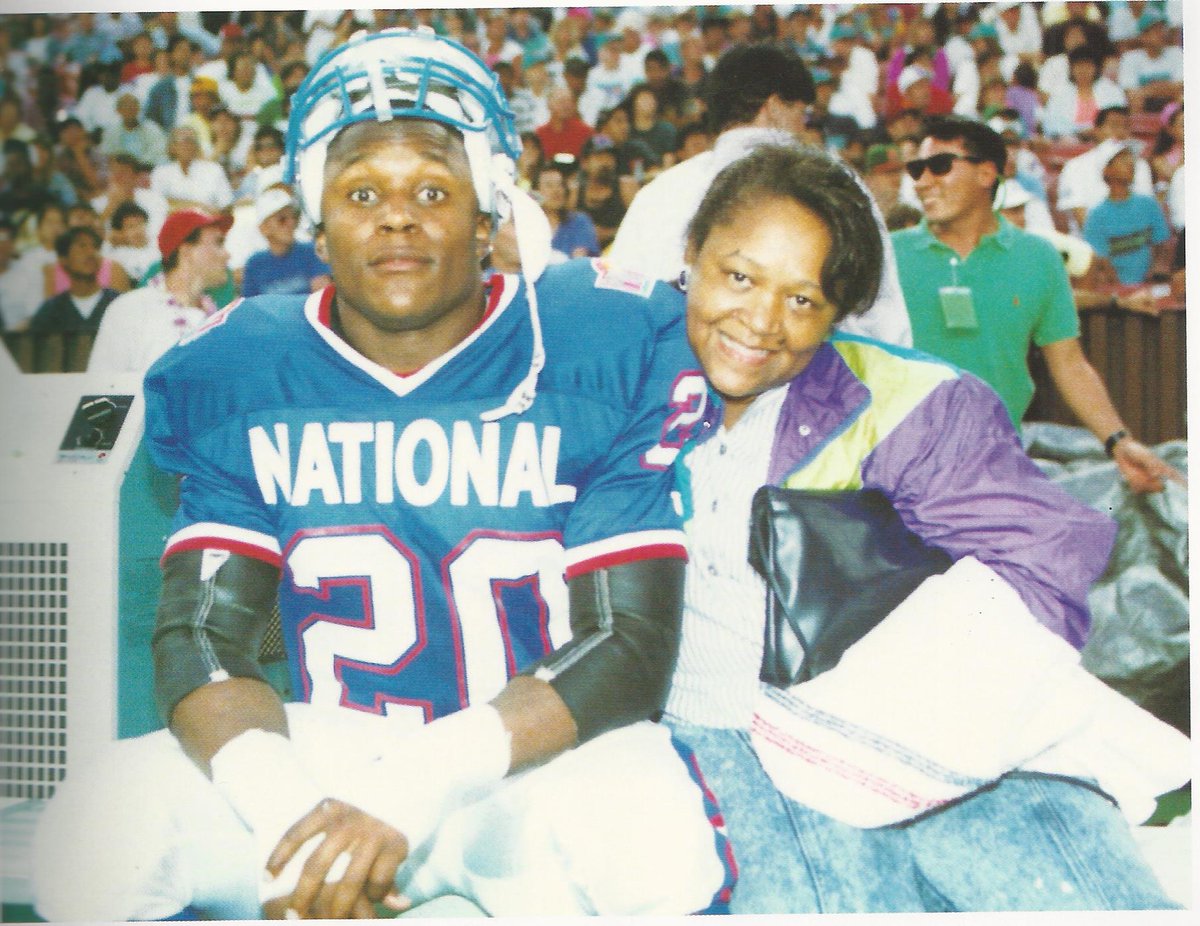 Barry Sanders tweet media
