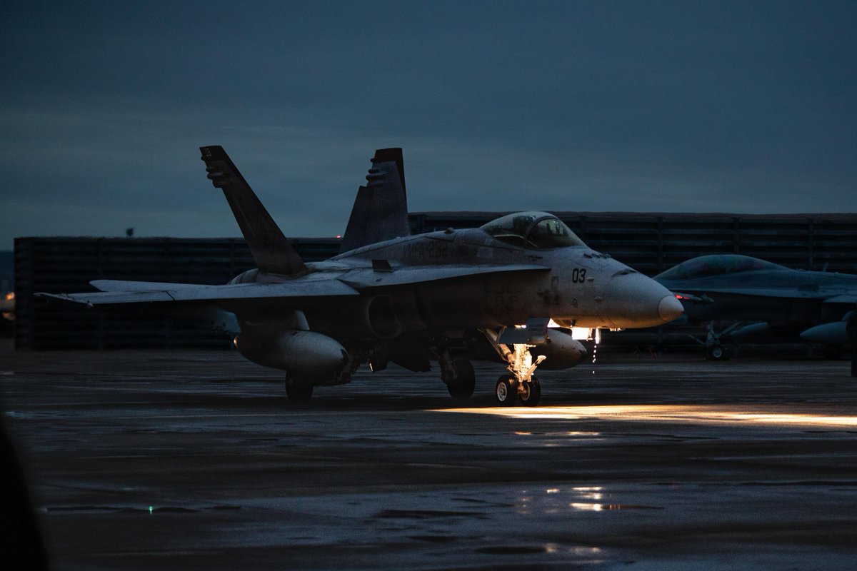 U.S. Marines tweet media