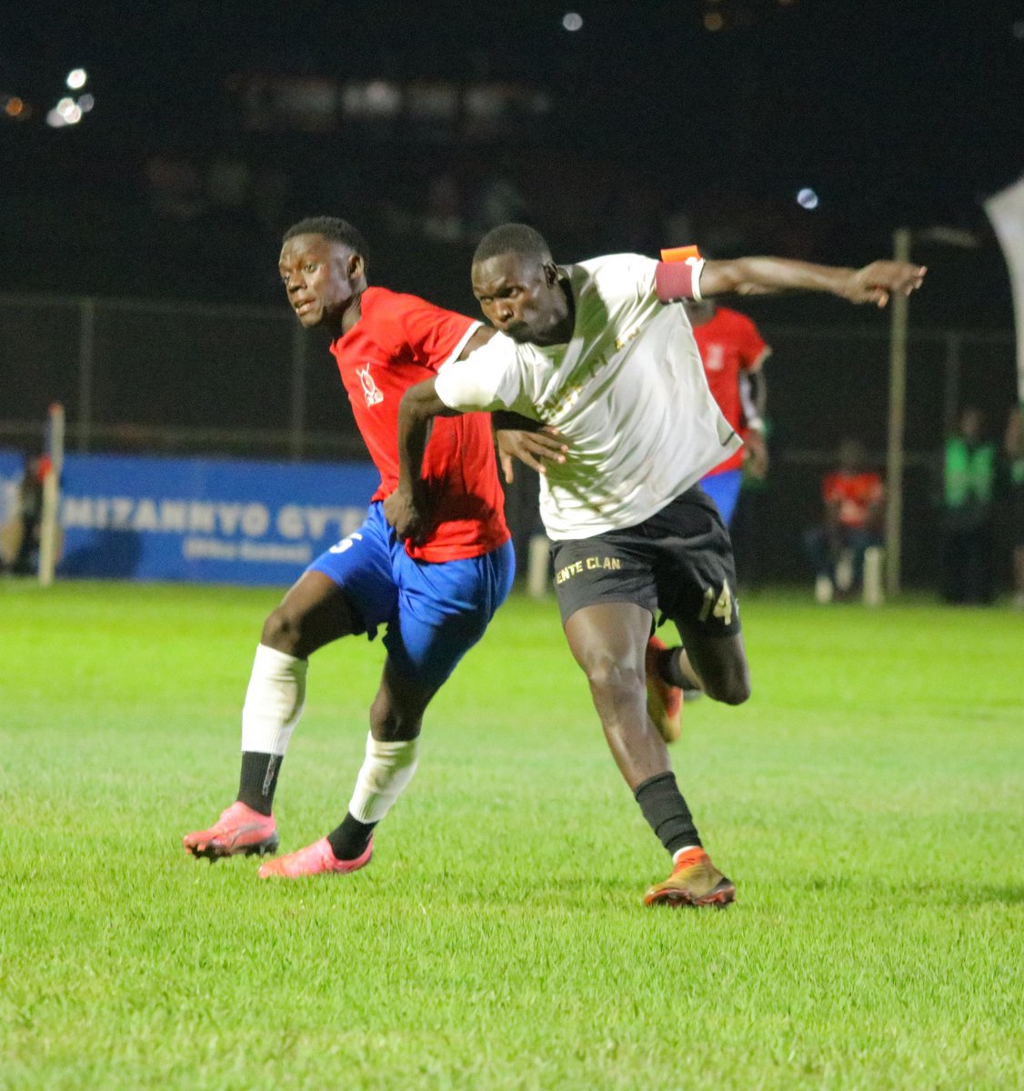 Kubadde kuffa kwoka

<a href="/BugandaKingdom_/">Buganda Kingdom</a> <a href="/cbsfm_ug/">CBS FM UG</a> <a href="/MasazaCup_/">Masaza Cup ⚽</a> <a href="/bbstvug/">BBS TEREFAYINA</a> <a href="/robert_serwanga/">Minister for Youth, Sports and Arts - Buganda</a> <a href="/DavidLumansi/">David Lumansi</a>