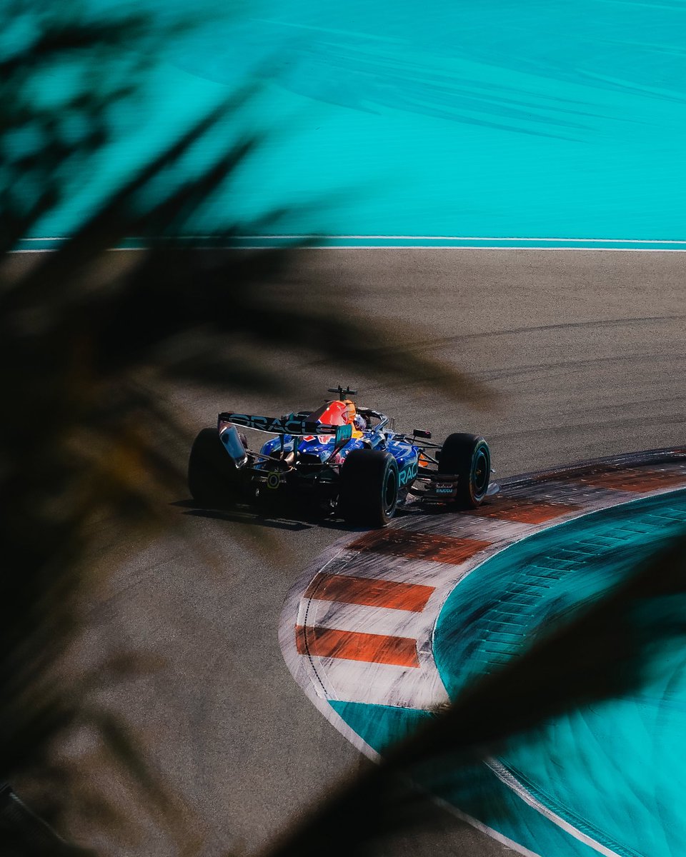 Max Verstappen tweet media