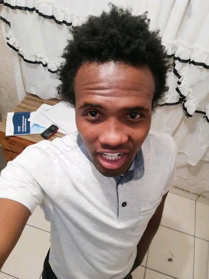 I'm an EFF member in good standing and registered to vote.
Re voutela <a href="/EFFSouthAfrica/">Economic Freedom Fighters</a>