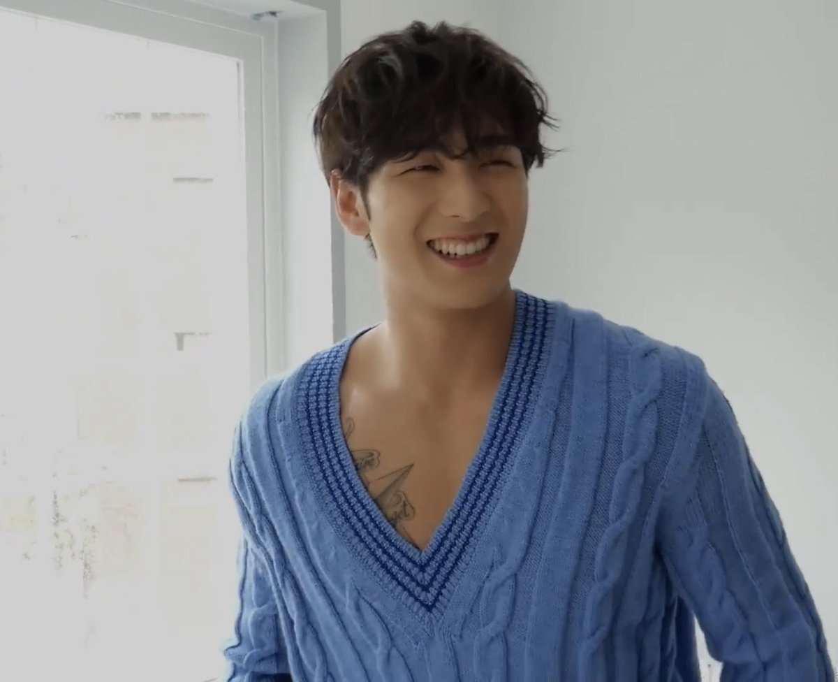 hourly baekho tweet media
