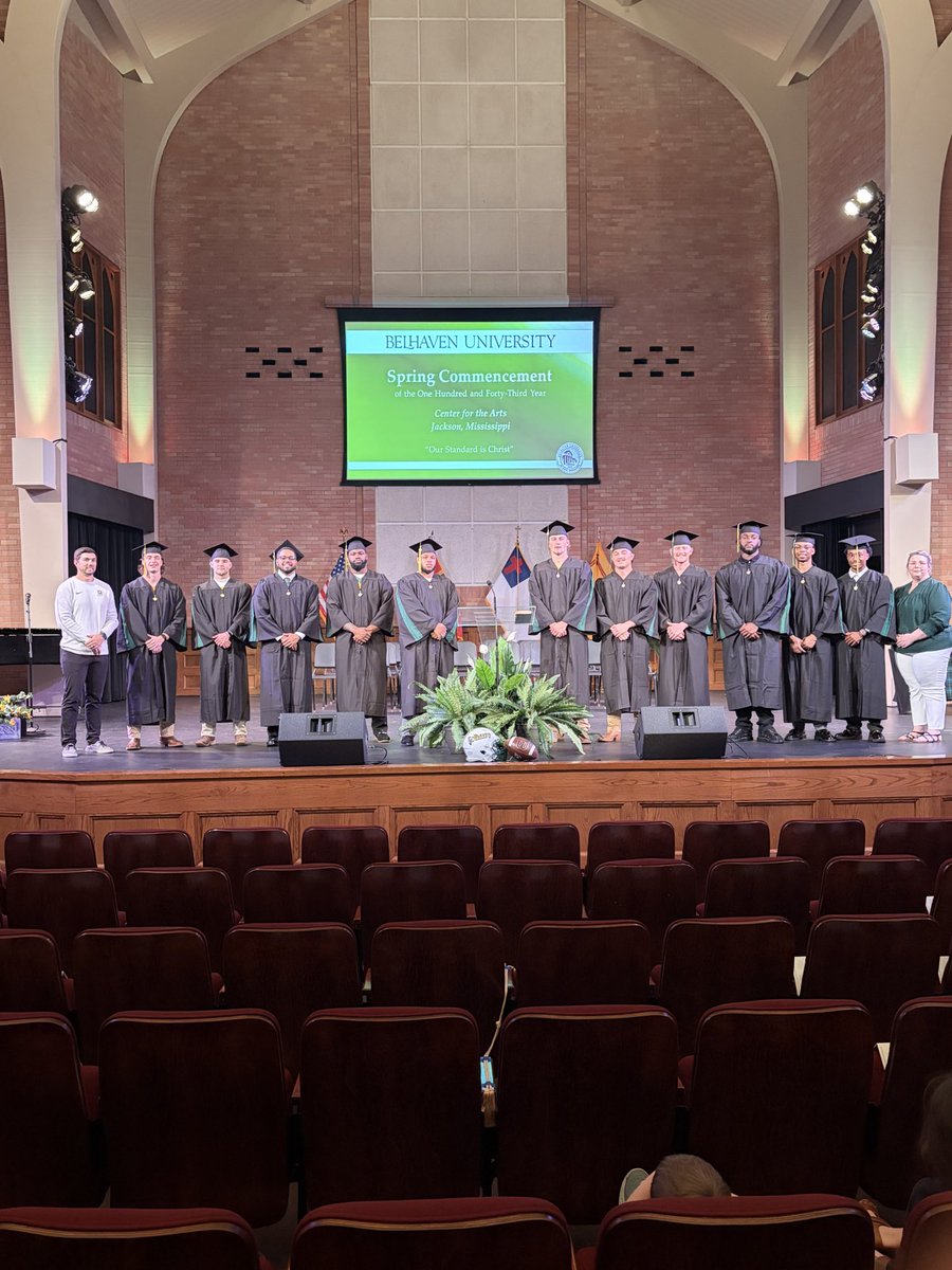 Coach_CDN2's tweet image. Congratulations to our May Graduates! What a tremendous example these men plus our December graduates are for @BelhavenFB! Thanks again to Rebecca Romine and her team for all the support they give our student athletes.

#FIGHT