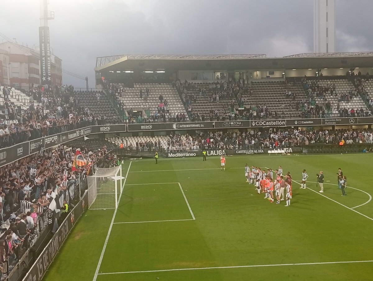 noticies_d's tweet image. #LaLiga #futbol #esports #noticies
@CDCastellon 1
@CordobaCF_ofi 2