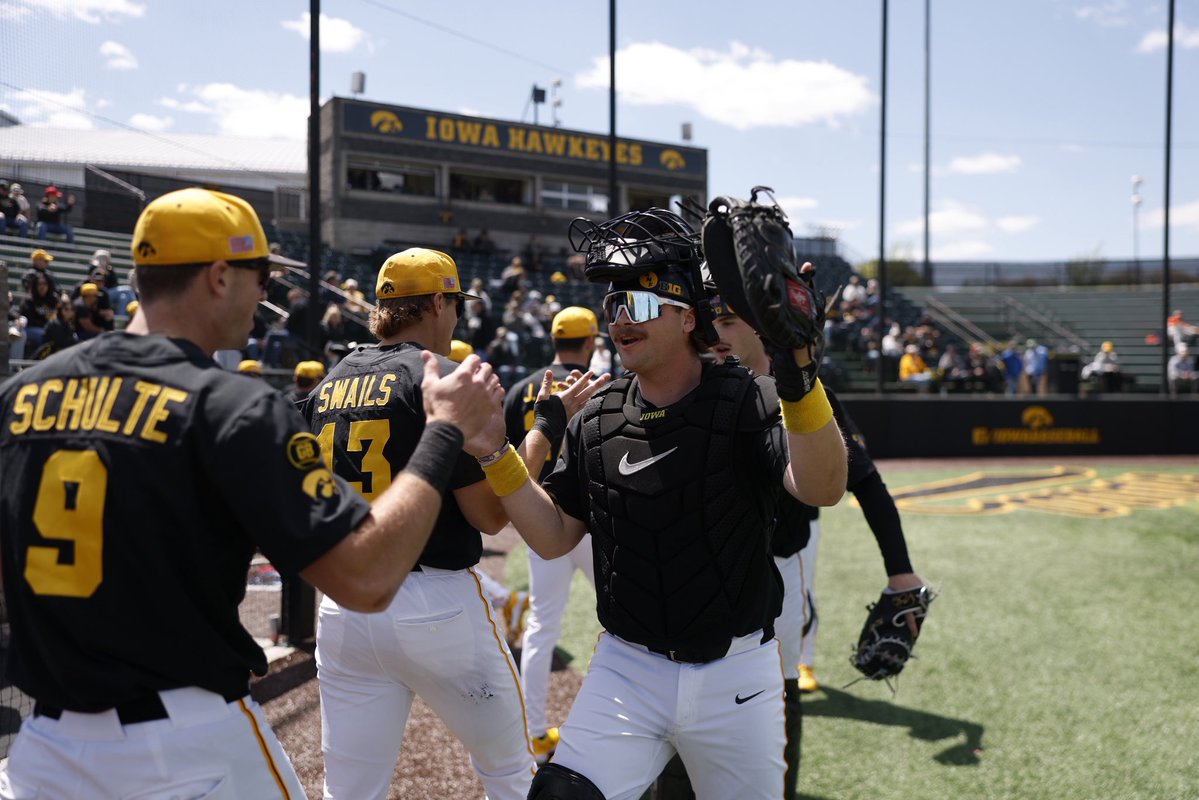 The Iowa Hawkeyes tweet media