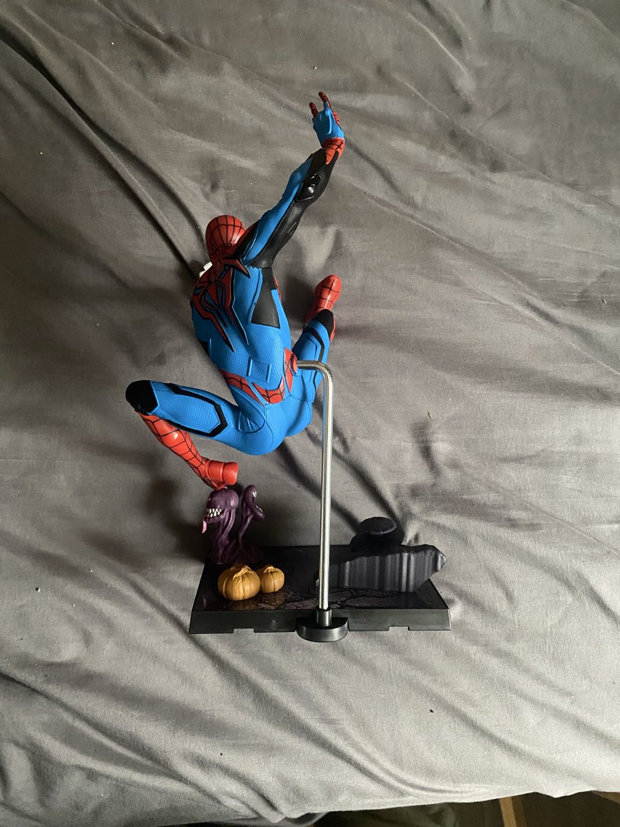 PropWey's tweet image. Marvel Rivals Spider Man Statue #marvel #marvelrivals #spiderman #mcfarlanetoys