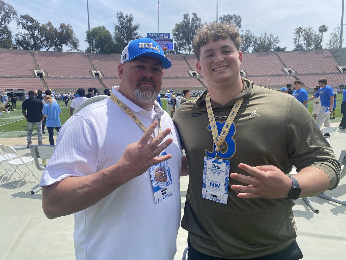 BruinReport's tweet photo. Jackson Roper, the four-star offensive lineman from Colorado committed to UCLA, at the spring game this afternoon https://t.co/VG0rpqnzkk