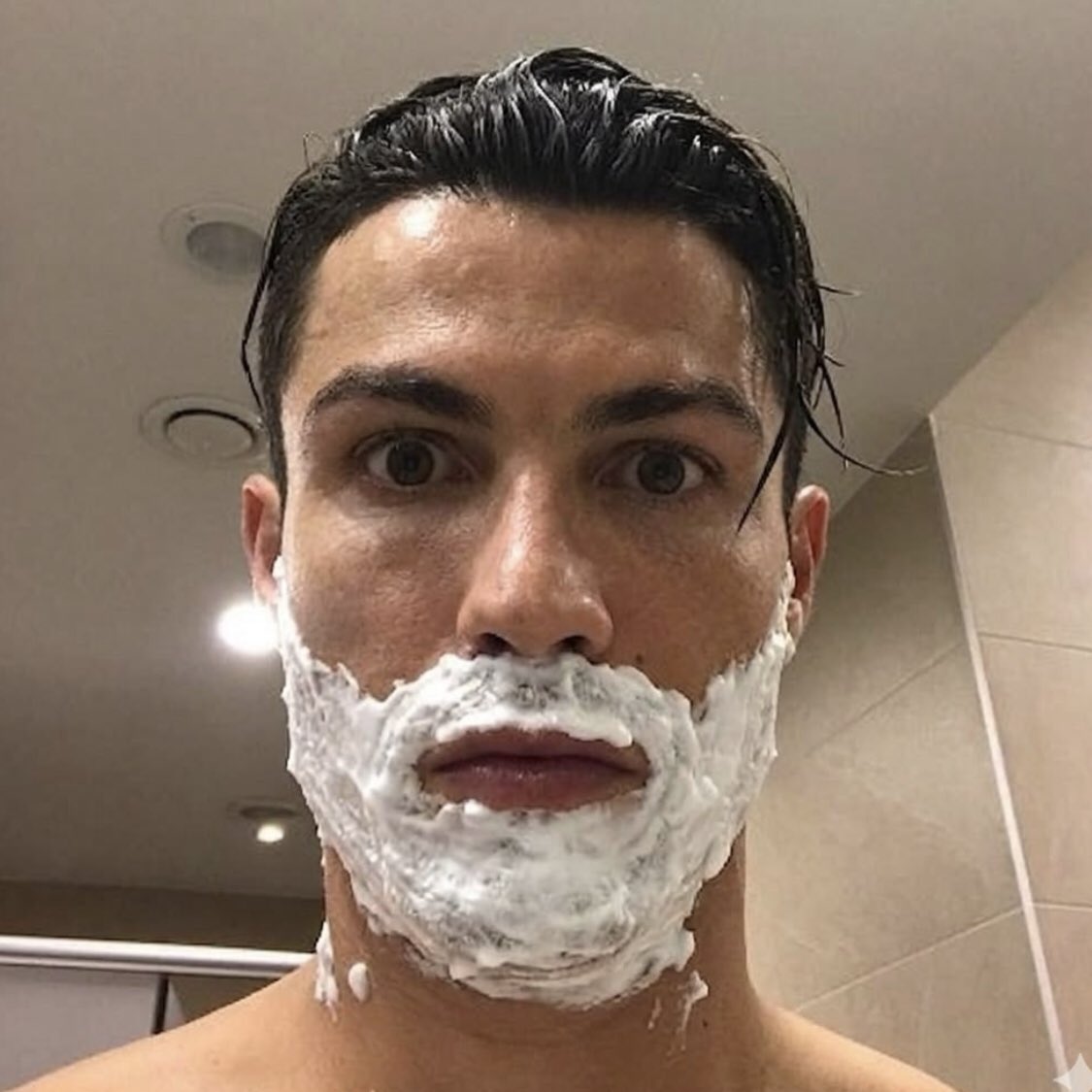 RonaldoArchive7's tweet photo. https://t.co/AxBiYeTJ4v