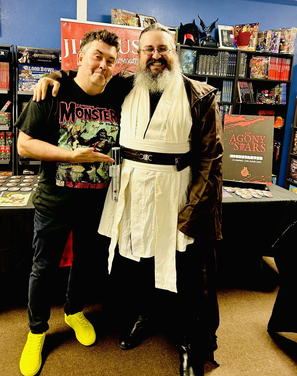 JimOusley's tweet image. I’m at endlesscgcstc for @free_comic_book_day in St Charles MO. Come say yo! #FCBD #STL @indiecomicszone