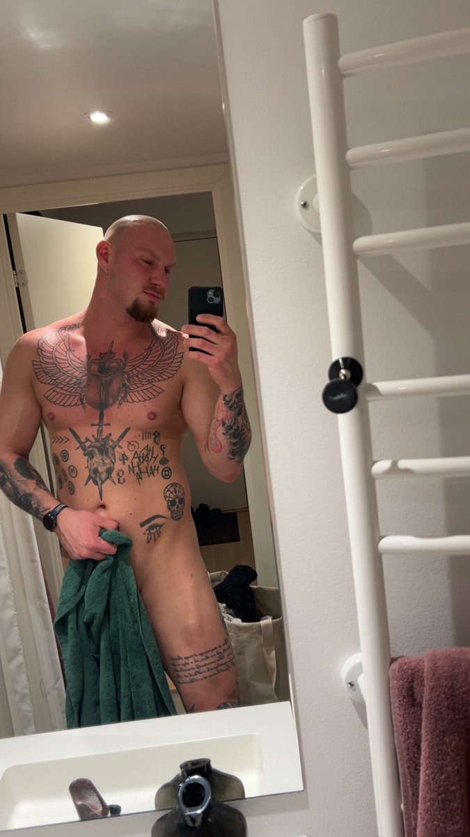 kristianfitt's tweet image. Join me on OF:

onlyfans.com/kristianfitt

#danish #of