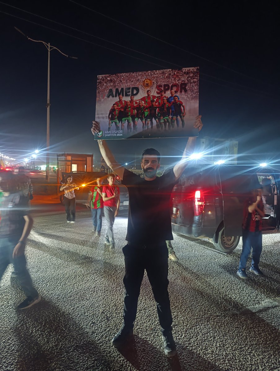 çavreş tweet media