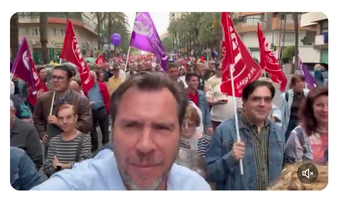 Es curioso que ministros del gobierno como Óscar Puente o Yolanda Díaz se manifiesten el #1Mayo, me imagino reivincando mejoras en el transporte, vivienda, delincuencia, sanidad, etc 

Es decir, protestan por cosas que deberían estar solucionando ellos mismos.

Lo absurdo 
😵‍💫
