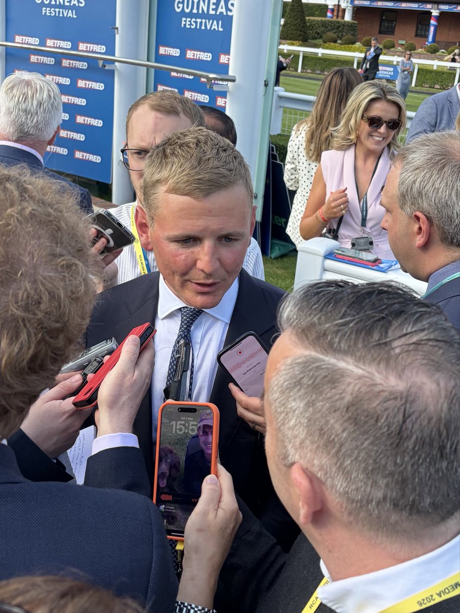 CorneliusRacing's tweet photo. Rapturous reception at @NewmarketRace for 2000 #Guineas winner Bow Echo
Utterly emphatic performance for 2.75L success
Jockey @loughnane_billy, 20, wins first #Classic
Trainer @gbougheyracing, 34, youngest trainer to have both Guineas races on CV
#horseracing https://t.co/miI0yThLbw