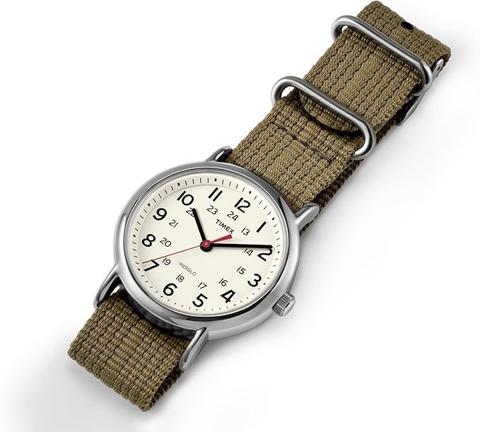 hype_txm's tweet photo. estoy arrancando en el nicho relojes buenos en cuanto precio/calidad. 

por ahora estoy con estos:

1. Timex Weekender → el daily infalible
2. Orient Bambino Sun & Moon → elegancia con complicación
3. Seiko SNK / 5 Sports → versatilidad automática
4. Citizen Tsuyosa → moderno y fiable

cuales agregarían?