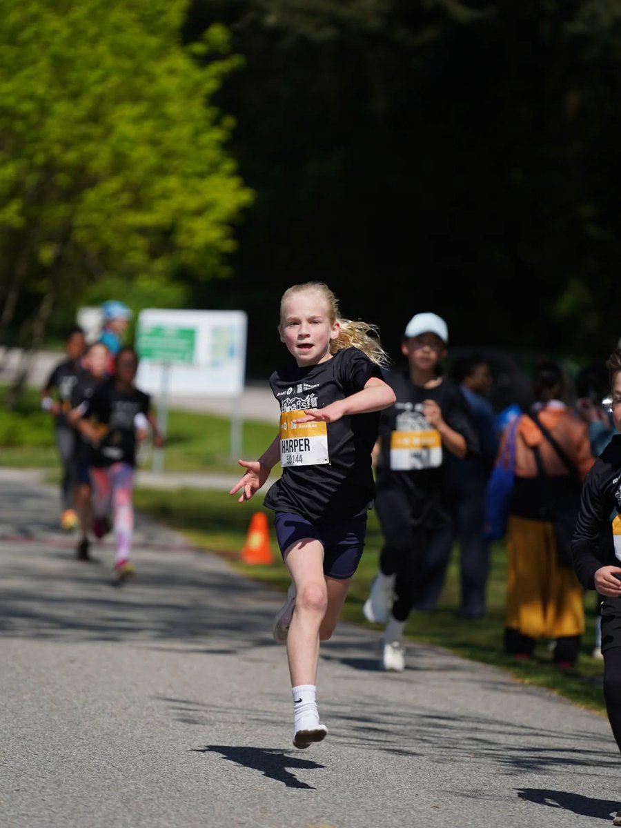 BMOVanMarathon's tweet photo. No stress. Just vibes inside Stanley Park 😎

Kids Run kicks off the BMO Vancouver Marathon Race Weekend in style on Saturday 🏃‍♀️🥳

A reminder that running is meant to be fun 💙

Big energy all weekend - run, volunteer and cheer 🙌

@bmovanmarathon #BMOvm #runvan https://t.co/Ga1We1I2o1