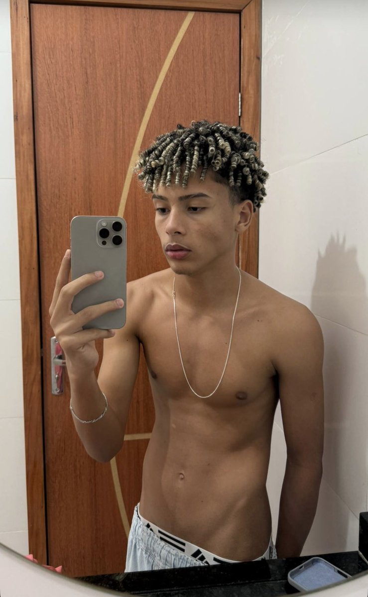 emillio santos tweet media