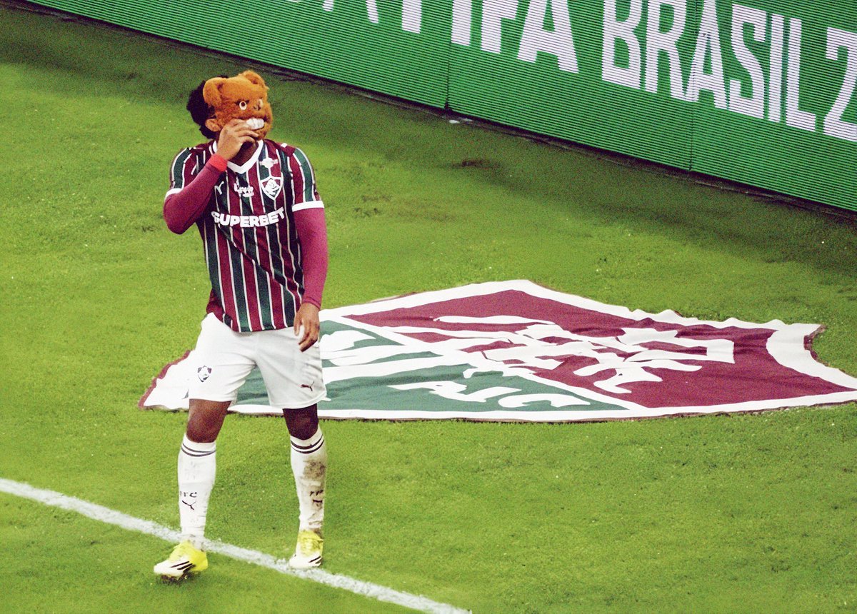Fluminense pagode tweet media
