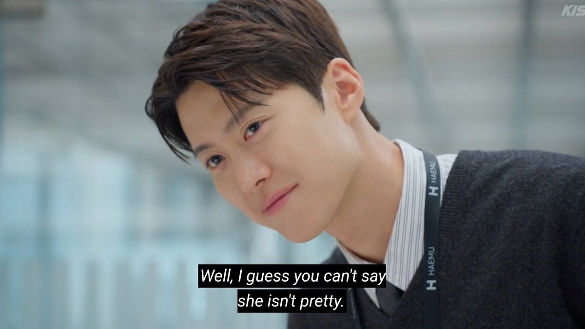 Only ep 3 and you have them looking at each other with heart eyes now this is the type of cliche i signed up for 
#FilingForLove #FilingForLoveEp3