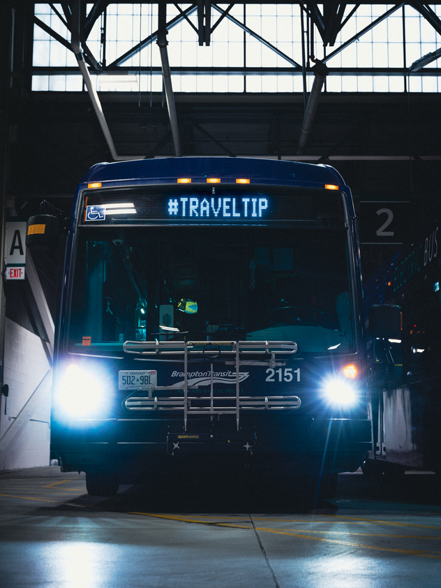 BramptonTransit's tweet image. #TravelTip for the weekend. 🚌 

Before you head out, take a moment to plan your trip. Checking routes and schedules ahead of time can help your ride go smoothly and keep your plans on track. 

Plan your trip 🔗: ow.ly/7Tyf50UxlRK=