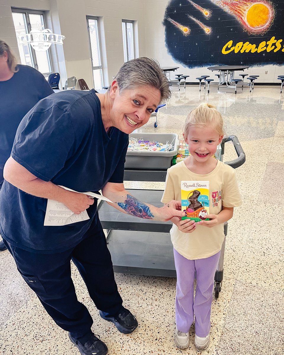 Opaafood's tweet image. To kick off the Spring season, our Boyden-Hull Elementary team held a contest for the students. Each class got to guess how much jellybeans were in the container, and each class got a winner.  🍬 Take a look at some of the best guessers! #FunWithAPurpose #maketheirday