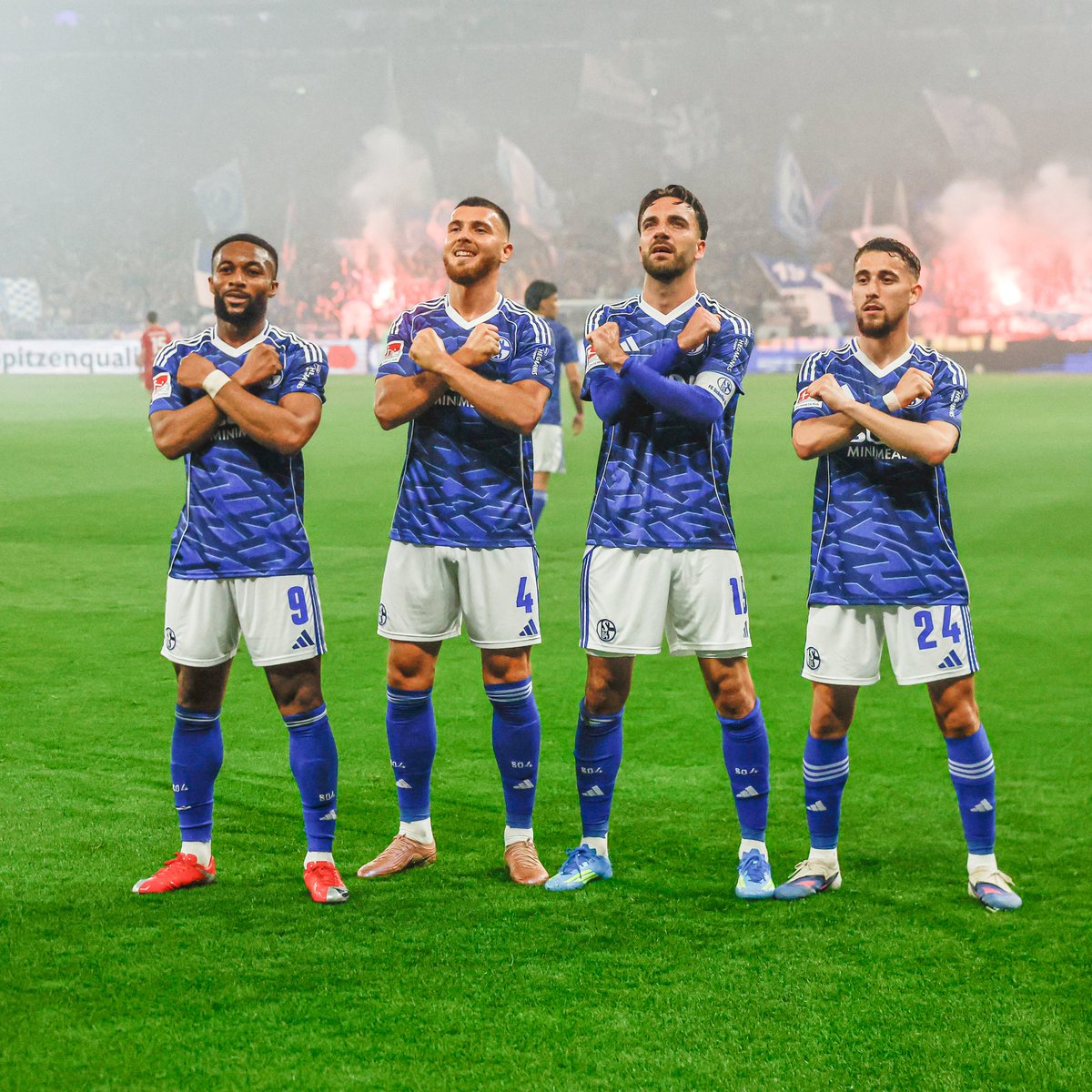 FC Schalke 04 tweet media