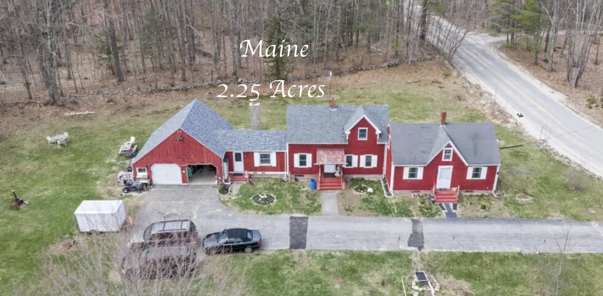 oldhousecalling's tweet image. $399,900. #Maine #home radiates warmth and classic appeal, situated on a generous 2.25-acre expanse. countrylifedreams.com/c-1900-four-be…