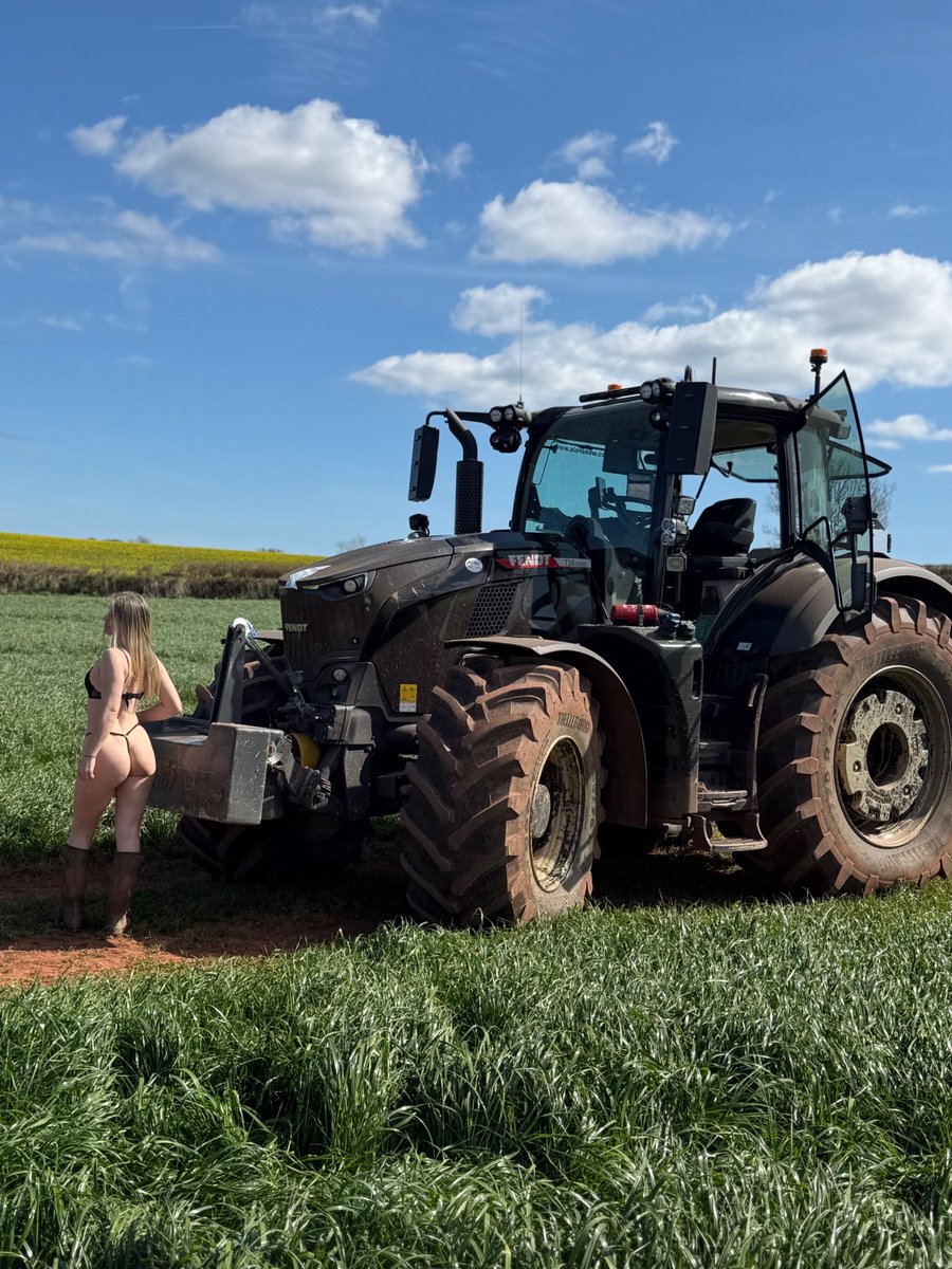 Abi Coombes 🚜 tweet media
