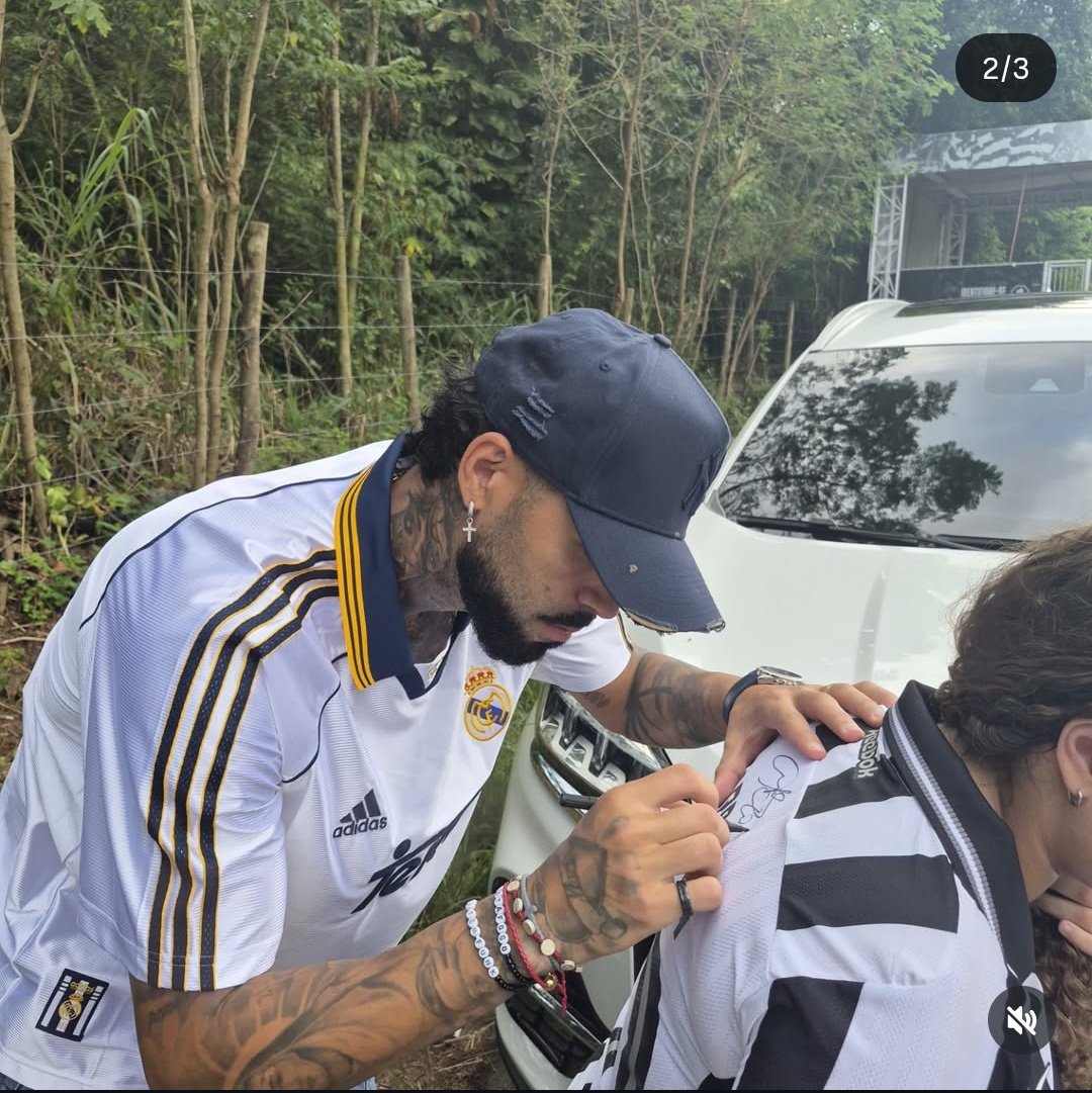 joao tweet media
