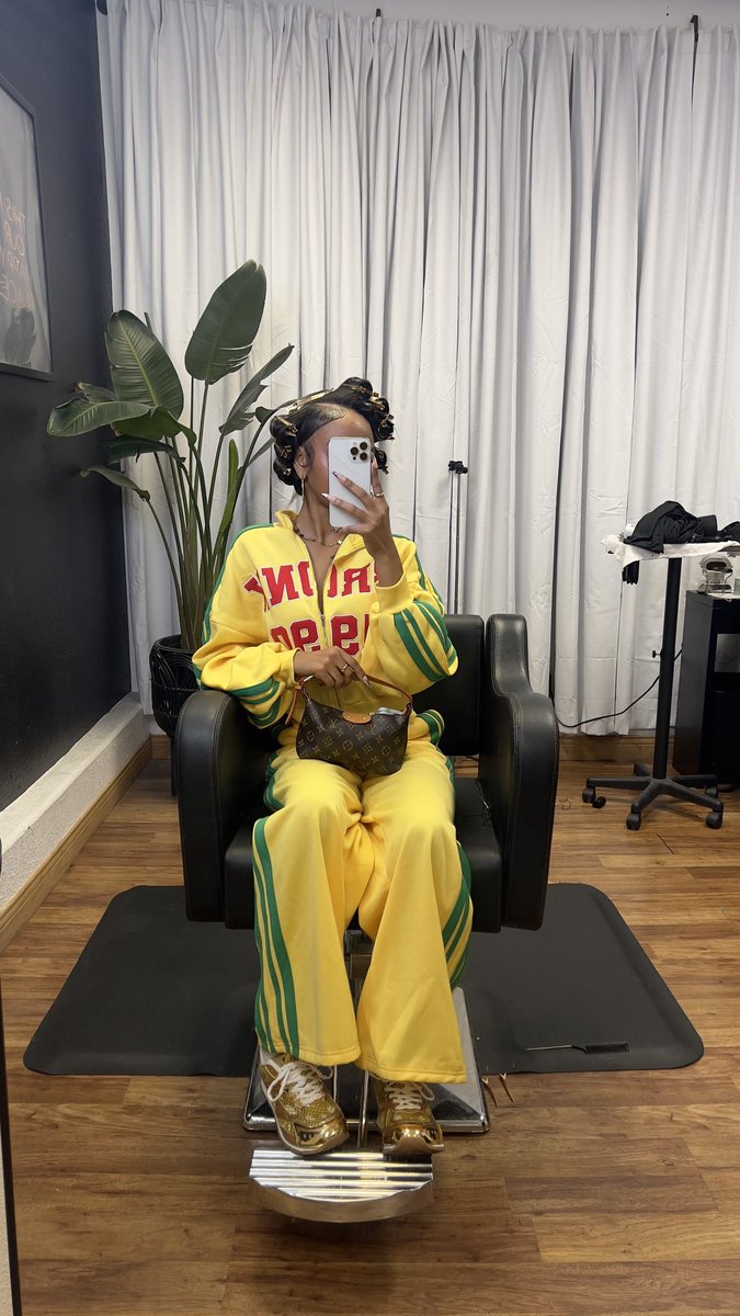 Nihao Kamiko tweet media